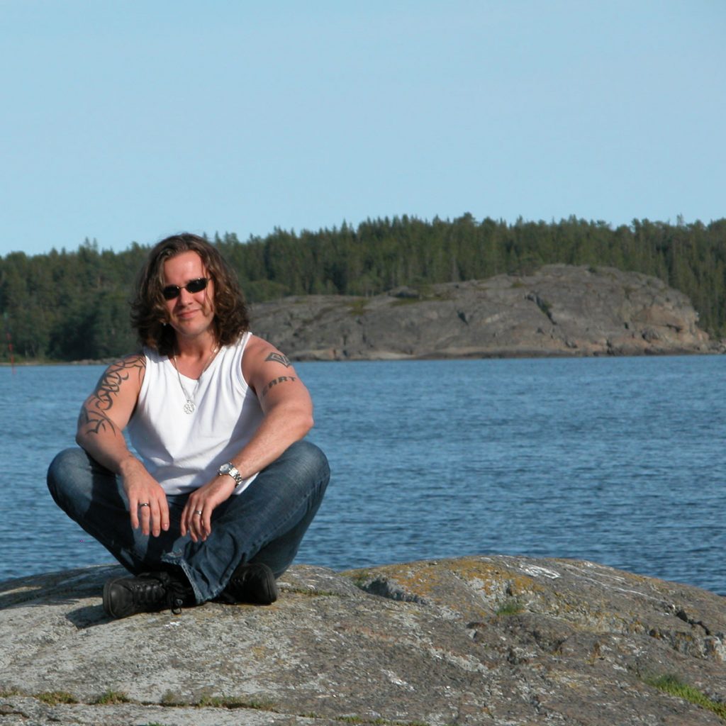 Aengeln on a rock